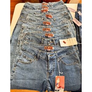Women's Mixed Capri Jeans Wholesale Lot 14 Assorted Junior Sizes Blue Denim Bulk
